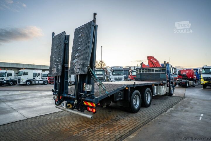 Grąžinimo transporto priemonė VOLVO FM 300-6x2+FASSI 19t/m + 2EXT