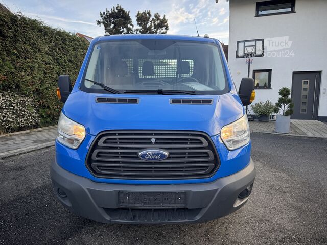Kamyonet Ford Transit 350