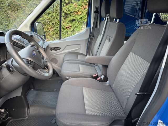 Kamyonet Ford Transit 350