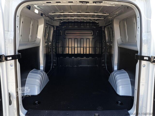 Minibús Maxus eDeliver 5 L1 64 kWh Vollelektrisch bis 489 KM Reichweite