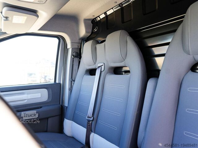 Minibús Maxus eDeliver 5 L1 64 kWh Vollelektrisch bis 489 KM Reichweite