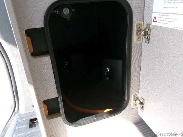 Karavāna/kempers BÜRSTNER Tourneo Custom 340L1 PHEV Copa C500 Markise HZG