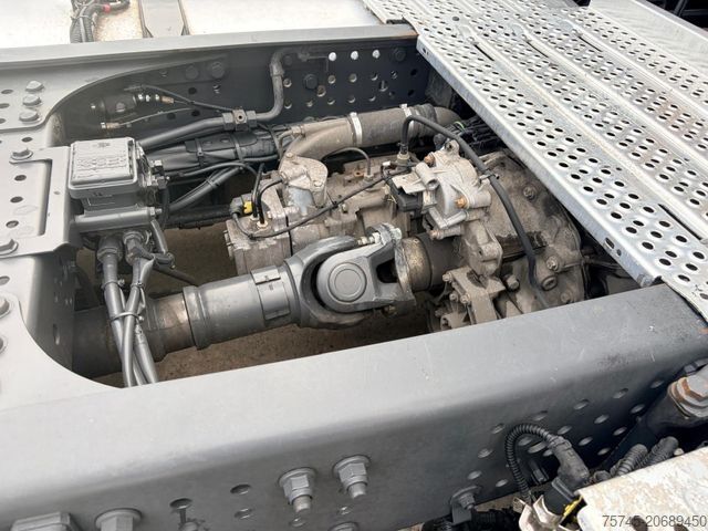 Volumen SZM MERCEDES-BENZ ACTROS 1842* RETARDER * MP 4