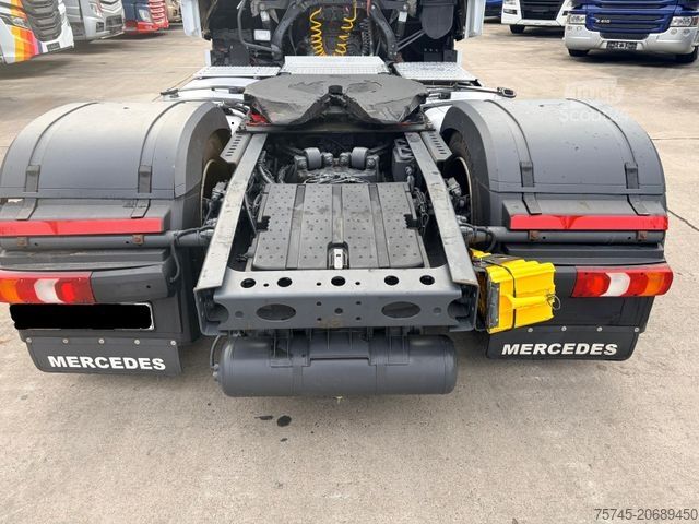 Volumen SZM MERCEDES-BENZ ACTROS 1842* RETARDER * MP 4