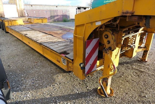 Низкорамный полуприцеп LANGENDORF SATH 30/34, Hydr. Rampen, Gelenkt, Tiefbett