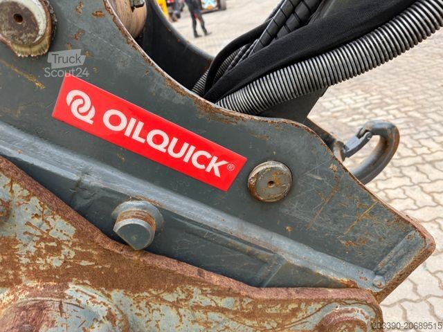 Hjulgraver LIEBHERR A914 Compact / 2017 BJ / 9.979 H / OilQuick