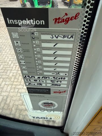 Hjulgraver LIEBHERR A914 Compact / 2017 BJ / 9.979 H / OilQuick