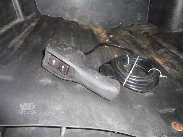 Low loader semitrailer FAYMONVILLE S43 Seilwinde hydr. Plateau Lenkachse 49,5 To