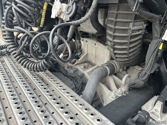 Стандартен влекач MAN TGX 18.640, INDIVIDUAL S, FULL-AIR, ALUFELGEN, STANDKLIMA, E6, PERFORMANCE-LINE,