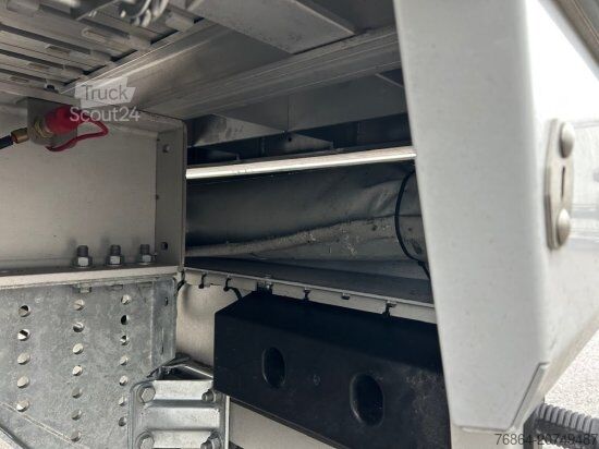 Полуремарке с подвижен под KNAPEN K200/KT01, 10 MM BODEN, ALU-CHASSI, ALU-FELGEN, 1-A LIFTACHSEN, ROLLPLANE, BODENSCHUTZPLANE