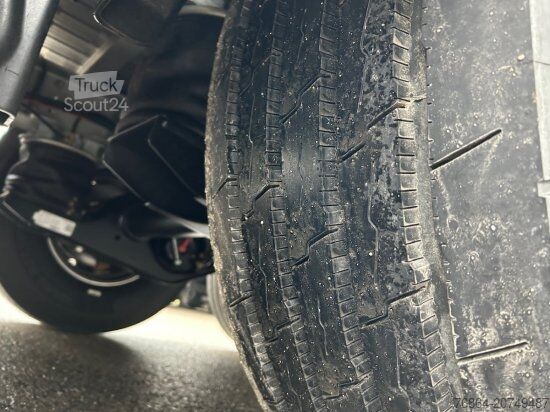 Полуремарке с подвижен под KNAPEN K200/KT01, 10 MM BODEN, ALU-CHASSI, ALU-FELGEN, 1-A LIFTACHSEN, ROLLPLANE, BODENSCHUTZPLANE