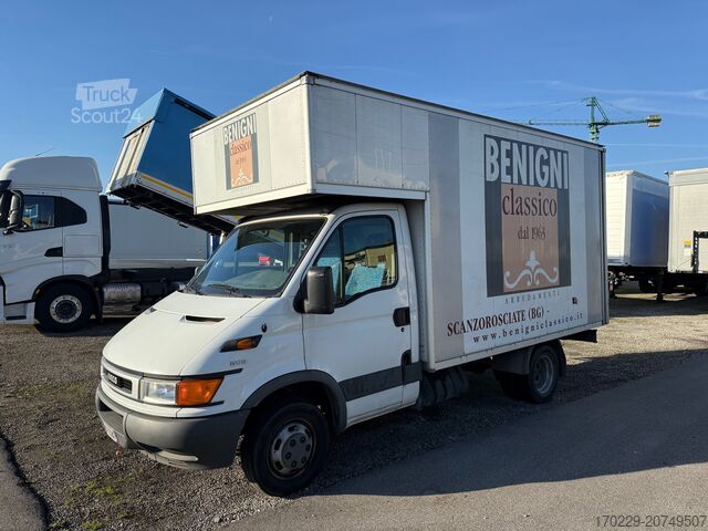 Carrinha fechada Iveco DAILY 35C13