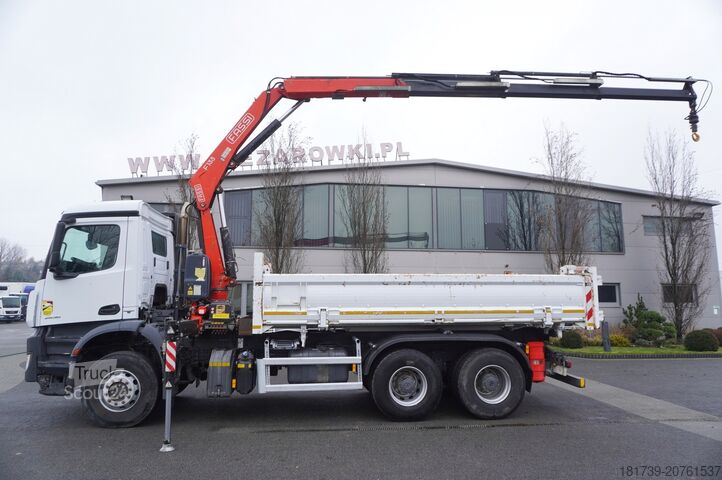 διπλόπλευρο ανατρεπόμενο φορτηγό Mercedes-Benz Arocs 2636 6x4 / 2-way tipper / Fassi