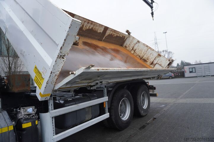 διπλόπλευρο ανατρεπόμενο φορτηγό Mercedes-Benz Arocs 2636 6x4 / 2-way tipper / Fassi