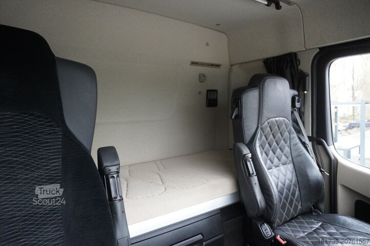 Ανατρεπόμενο σιτηρό Mercedes-Benz Actros 3563 8x4 / Tipper for grain 20 t