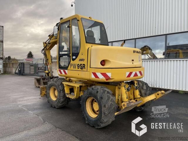 Escavatore gommato Komatsu PW95