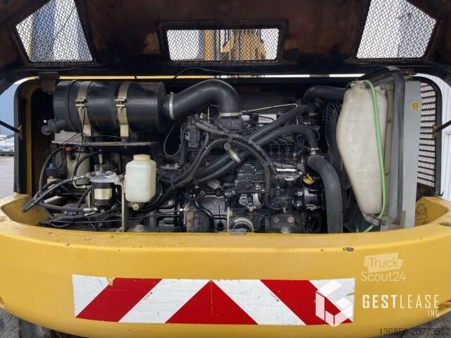 Escavatore gommato Komatsu PW95