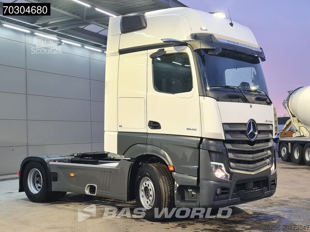 Standard-SZM Mercedes Actros 1845 4X2 GigaSpace Retarder MirrorCam Na...