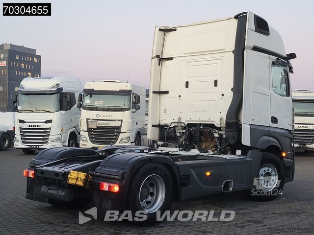 Standard-SZM Mercedes Actros 1845 4X2 GigaSpace Retarder MirrorCam Na...