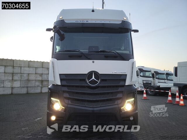 Standard-SZM Mercedes Actros 1845 4X2 GigaSpace Retarder MirrorCam Na...