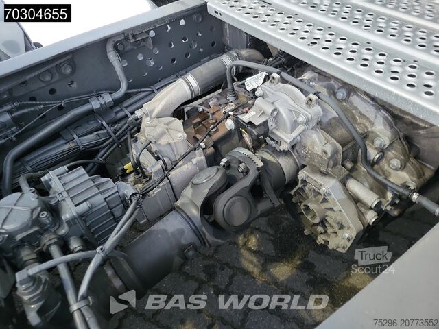 Standard-SZM Mercedes Actros 1845 4X2 GigaSpace Retarder MirrorCam Na...