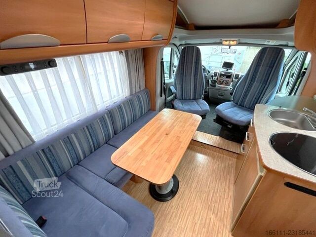 Camping-car semi-intégré HYMER/ERIBA T 578 SL - Festbett - Sat/TV - Solar - 2 x Klima