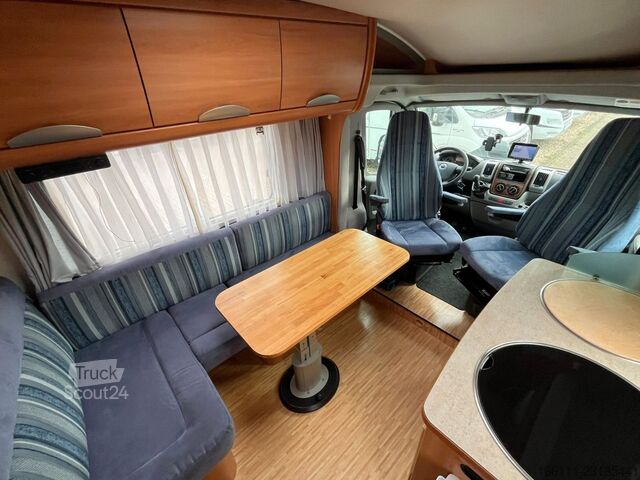 Camping-car semi-intégré HYMER/ERIBA T 578 SL - Festbett - Sat/TV - Solar - 2 x Klima
