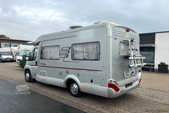 Camping-car semi-intégré HYMER/ERIBA T 578 SL - Festbett - Sat/TV - Solar - 2 x Klima
