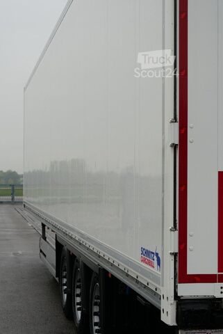 Semi-remorque fourgon SCHMITZ CARGOBULL SKO 24/ / DOPPELSTOCK / ZURRINGE /120t km 2,75 m