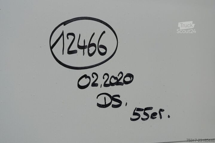 Semi-remorque fourgon SCHMITZ CARGOBULL SKO 24/ / DOPPELSTOCK / ZURRINGE /120t km 2,75 m