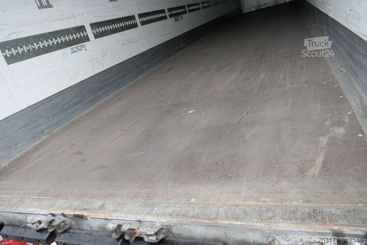 Semi-remorque fourgon SCHMITZ CARGOBULL SKO 24/ / DOPPELSTOCK / ZURRINGE /120t km 2,75 m