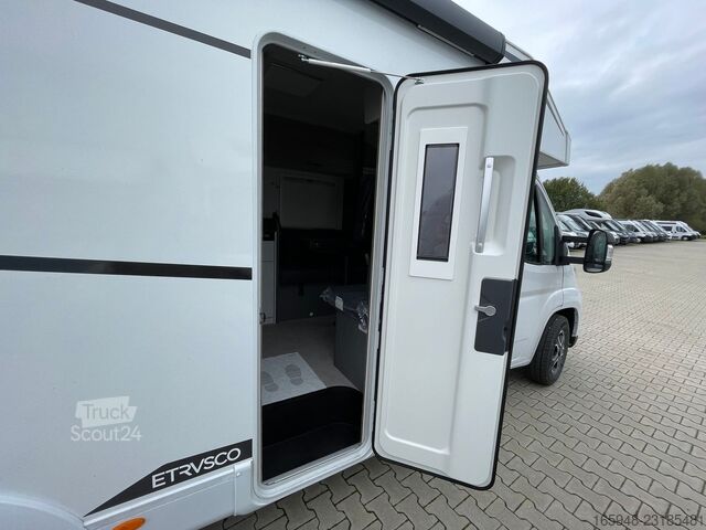 Camper semintegrato ETRUSCO 7.4 SBC | Markise, Multimedia Paket,Safety Paket