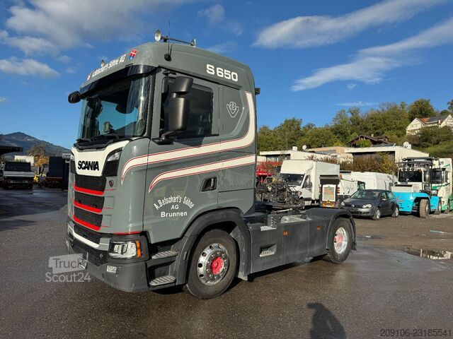 Standart çekici ünitesi SCANIA S 650
