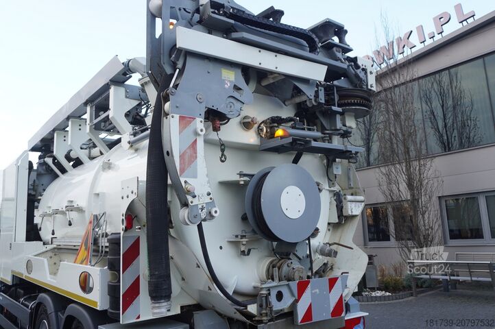 Atık su arıtma tesisi MAN TGS 26.360 / RIVARD 18m3 / 180 tho km