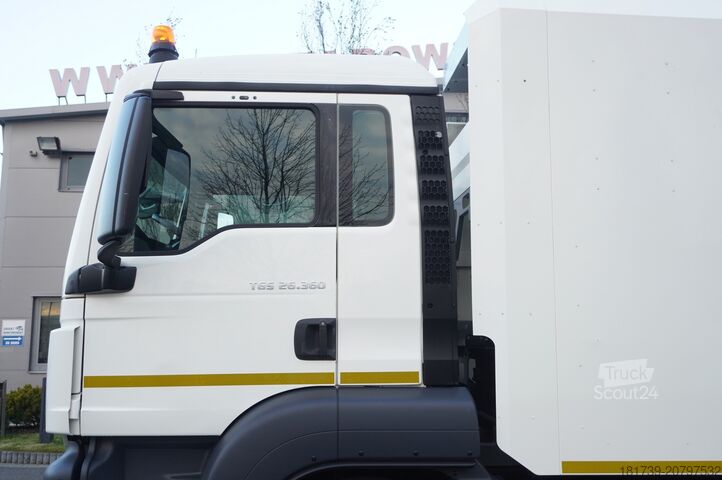 Atık su arıtma tesisi MAN TGS 26.360 / RIVARD 18m3 / 180 tho km