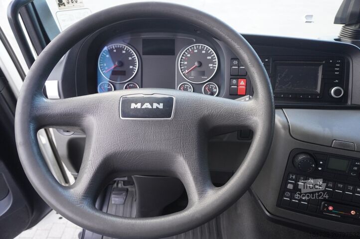 Atık su arıtma tesisi MAN TGS 26.360 / RIVARD 18m3 / 180 tho km