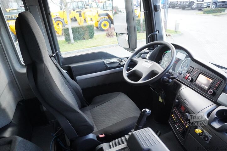 Atık su arıtma tesisi MAN TGS 26.360 / RIVARD 18m3 / 180 tho km