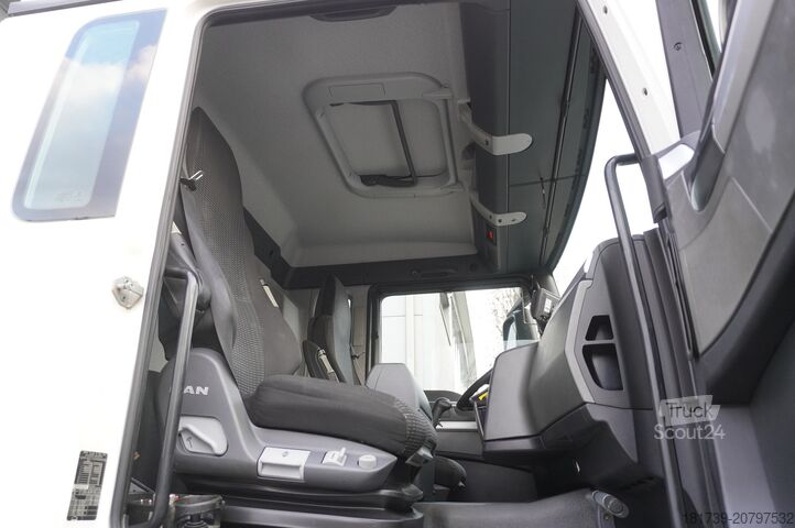 Atık su arıtma tesisi MAN TGS 26.360 / RIVARD 18m3 / 180 tho km