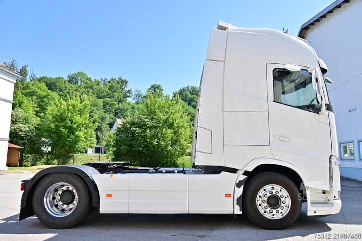 Vakio vetoauto Volvo FH420  E6 VEB+ XL Alufelgen Blatt Luft Standklima