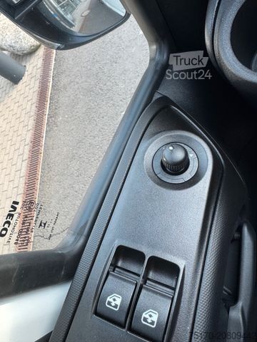 Vans ar augstu jumtu IVECO Daily 35S16 A8 *DoKa*Automatik*AHK*R3.520mm*