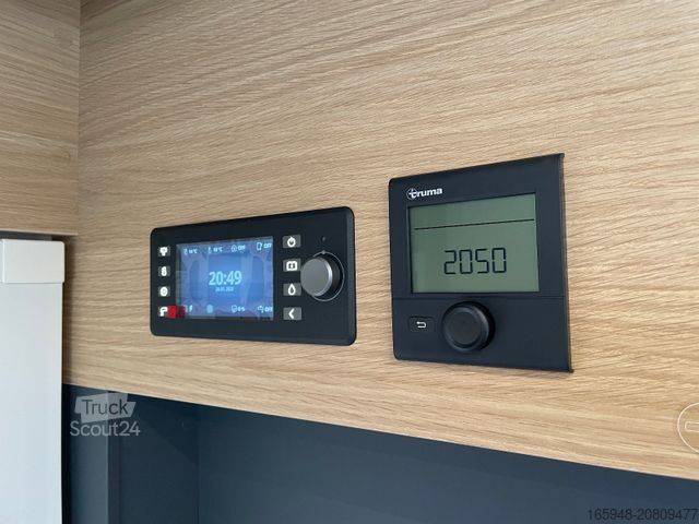 Напівінтегрований кемпер ADRIA Matrix 60Y 670 SL JUBILEE *Sondermodell*