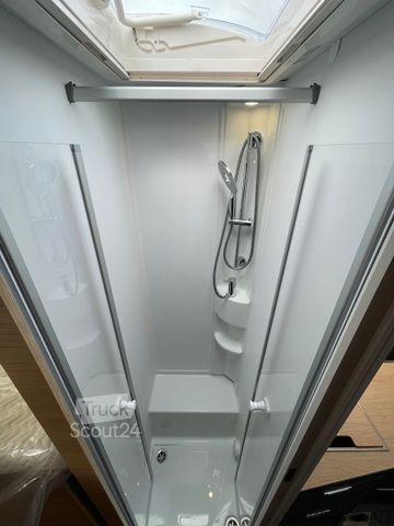 عربة تخييم شبه مدمجة ADRIA Matrix 60Y 670 SL JUBILEE *Sondermodell*