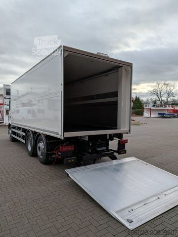 Kastes kravas automašīna MAN TGM 26.320 6x2/4 Getränkefahrzeug Wingliner LBW