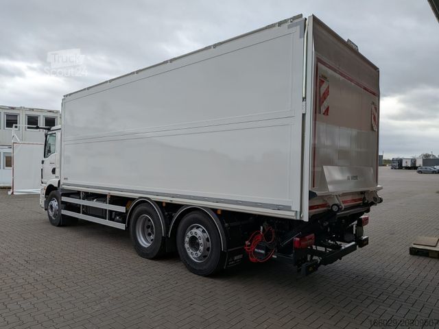Autocarro con cassone MAN TGM 26.320 6x2/4 Getränkefahrzeug Wingliner LBW