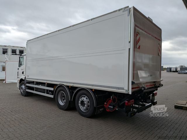 Dzērienu kravas automašīna MAN TGM 26.320 6x2/4 Getränkefahrzeug Wingliner LBW