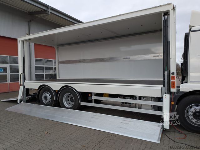 Autocarro per bevande MAN TGM 26.320 6x2/4 Getränkefahrzeug Wingliner LBW