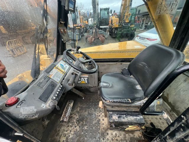 Τηλεσκοπικός φορτοεκφορτωτής CATERPILLAR CAT TH63 / 3t / 12,5 m /