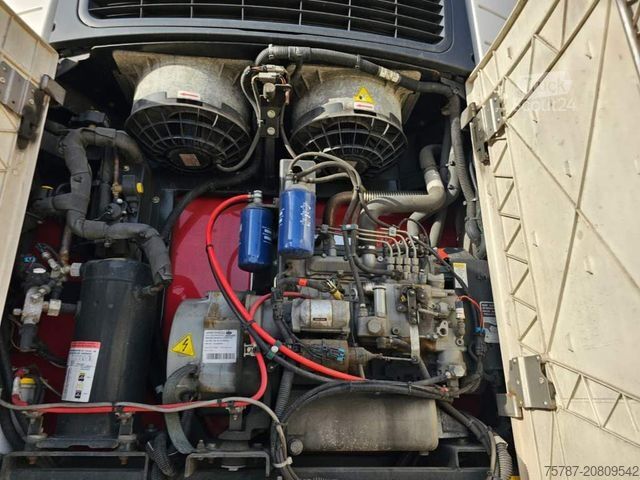 Semiremorcă frigorifică SCHMITZ CARGOBULL Tiefkühler City, 2. Achse drehbar, Carrier 1550