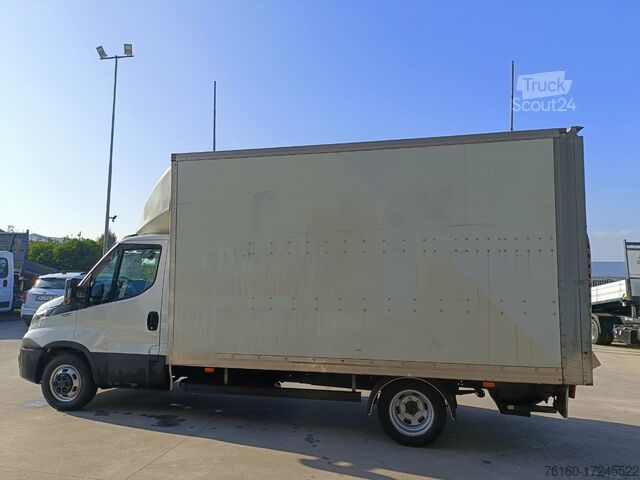 Kutu minibüs Iveco Daily 35