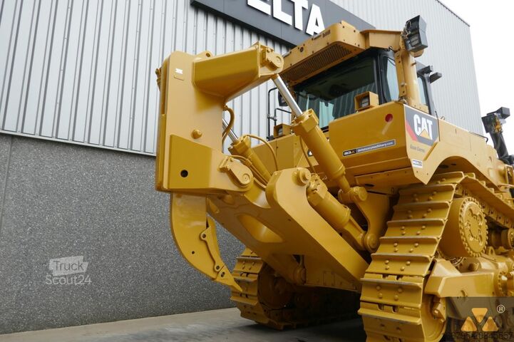 Dozer Caterpillar D8T